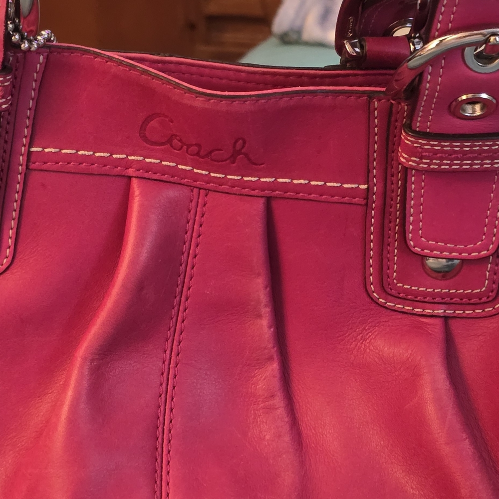 Coach Pink Leather Women's Bag